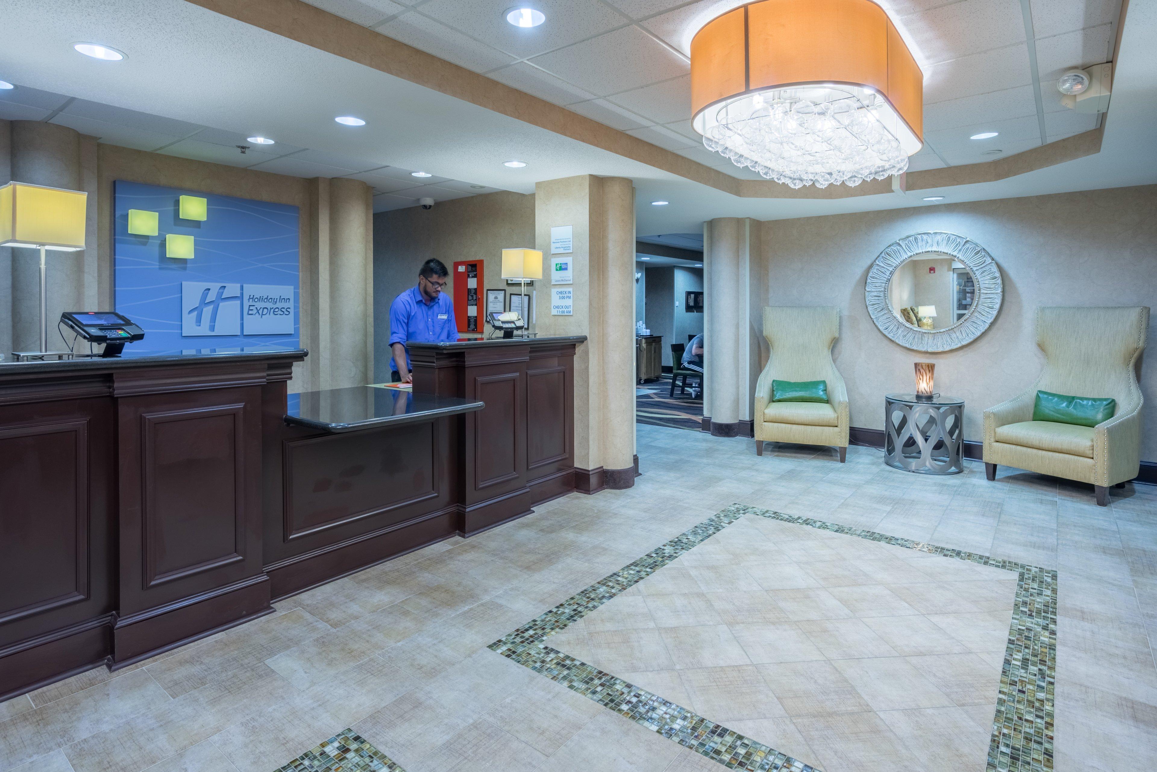 Holiday Inn Express Hanover By Ihg Buitenkant foto