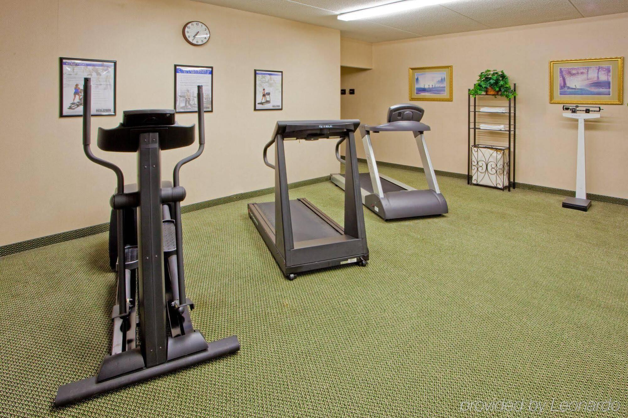 Holiday Inn Express Hanover By Ihg Buitenkant foto